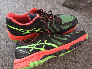 Uus asics gel-fujiattack 5 (3 foto / 3)