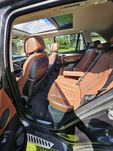 Продается BMW Xdrive 40d 3.0 230kW x5 comfort (7 фото из 12)