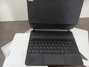 Apple Magic Keyboard for iPad 12.9 2020 (1 foto / 2)