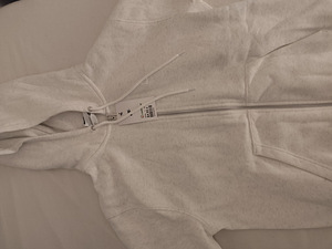 Nike kampsun S-suurus (1 foto / 3)