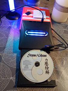 CD pleier uus pakendis koos mälu kaardigaiga (1 foto / 3)