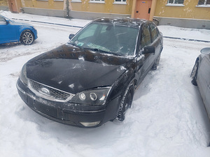 Ford Mondeo mk3 2.2 114kw 6k manual (2 foto / 10)