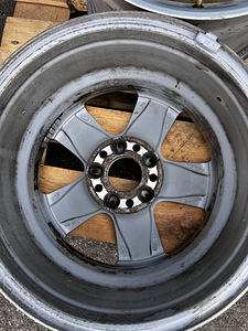 Mercedes Benz 16” veljed (3 foto / 3)