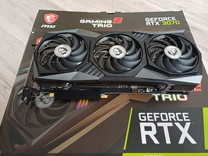 MSI GeForce RTX 3070 GAMING Z TRIO 8G LHR (1 foto / 9)