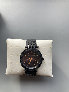 Michael Kors (1 foto / 2)
