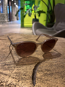 Очки Ray-Ban (2 фото из 4)