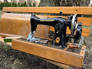 Sewing machine / Швейная машинка/ õmblusmasin (10 фото из 10)