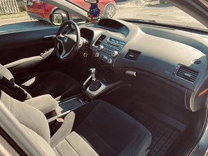 Honda Civic (10 foto / 10)