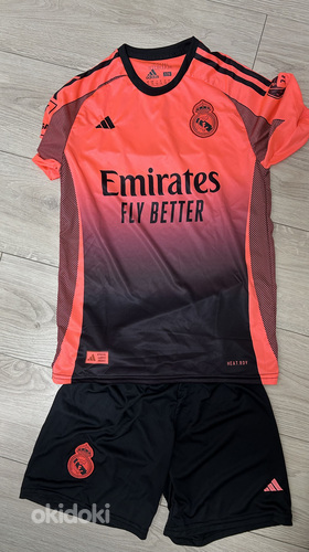 Uus vorm spordiriided