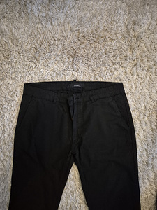 Zara dnwr mustad chino püksid 44 - Uued (3 foto / 5)