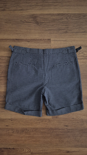 H&M meeste lühikesed püksid EUR 52 / W36