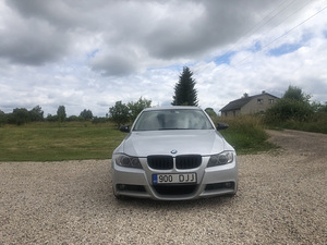 BMW 325 (1 foto / 11)