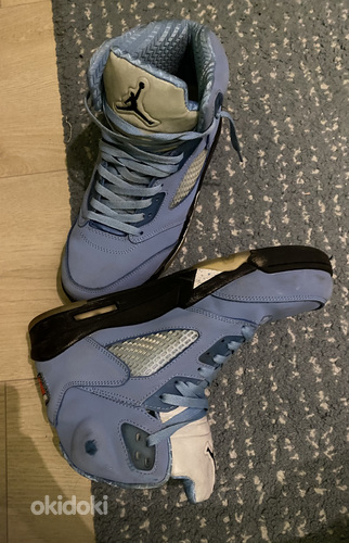 Air Jordan 5 Retro UNC University Blue
