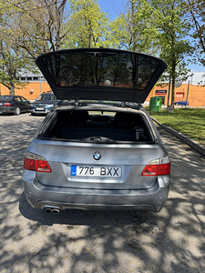 BMW 530d (4 foto / 12)