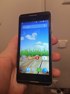 Vana telefon Micromax A104 (Android 4.4.2) (1 foto / 7)