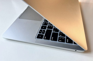 MacBook Air M1 Silver 16GB RAM (3 foto / 9)