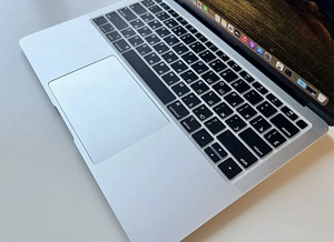 MacBook Air M1 Silver 16GB RAM (6 foto / 9)