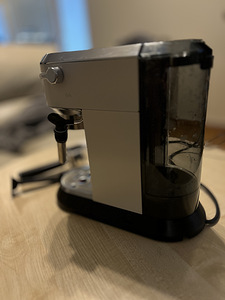 De’Longhi Dedica EC685 kohvimasin (4 foto / 4)