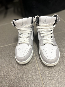 Nike Jordan (3 фото из 3)