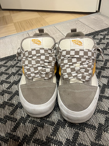 Кроссовки Vans (2 фото из 2)