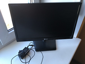 Monitor LG E1942C-BN, 1366х768, HDCP (1 foto / 4)