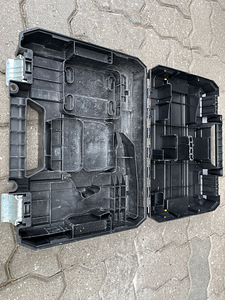 Оригинальные кейсы Dewalt (2 фото из 2)