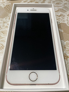 2 tükki iphone 7 32GB, roosa kuld ja must, hind mõlemale 99€
