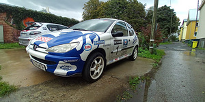 Peugeot 206 (6 foto / 6)