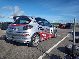 Peugeot 206 GTI (4 foto / 5)