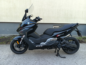 BMW C650 sport (2 foto / 10)