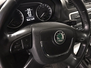 Skoda Octavia 2010, 1,6D, manuaal (9 foto / 10)