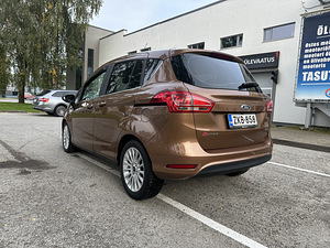 Ford B-MAX Titanium 1.0 74kW (3 foto / 12)
