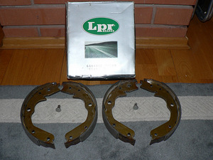Piduriklotside komplekt, seisupidur-OPEL MONTEREY (1 foto / 3)