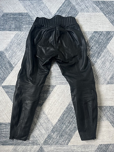 Dainese Ducati Motopüksid M (2 foto / 5)