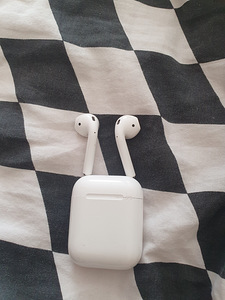 Airpods 2nd gen (4 foto / 4)