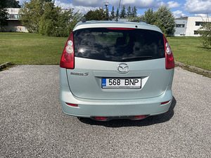 Mazda 5 (2 foto / 10)