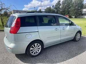 Mazda 5 (4 foto / 10)