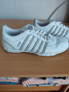 K-SWISS (1 фото из 4)