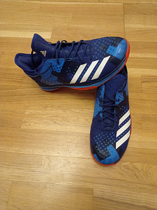 Spordijalatsid (4 foto / 5)