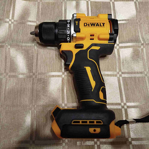 Шуруповёрт DeWalt DCD 805. Новый.