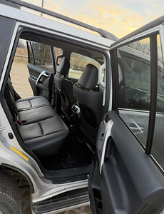 Toyota Land Cruiser 2.8 150 kW • 2022 (8 foto / 10)