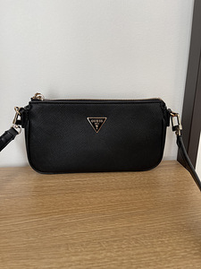 Сумка Guess (2 фото из 10)