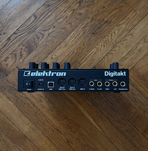 Elektron Digitakt сэмплер драм-машина (4 фото из 4)