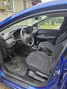 DACIA SANDERO 2023 (8 foto / 9)