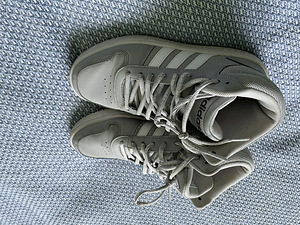 Adidas nahast tossud,40 (4 foto / 9)