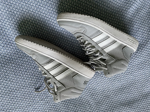 Adidas nahast tossud,40 (6 foto / 9)