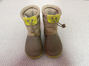 Зимние сапоги Crocs J2 (3 фото из 4)