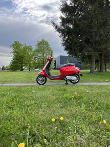 Roller Vespa primavera 50cc 4T (1 foto / 7)