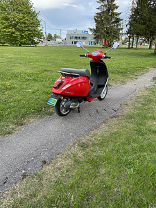 Roller Vespa primavera 50cc 4T (5 foto / 7)