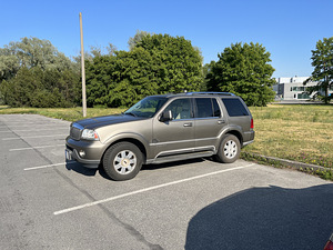 Lincoln Aviator 4,6 2003a (11 foto / 11)